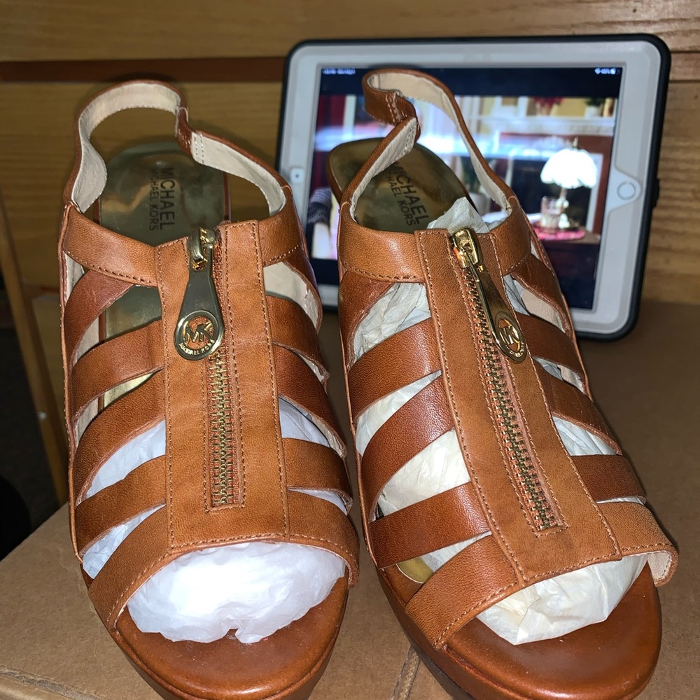 MICHAEL KORS SHOES
